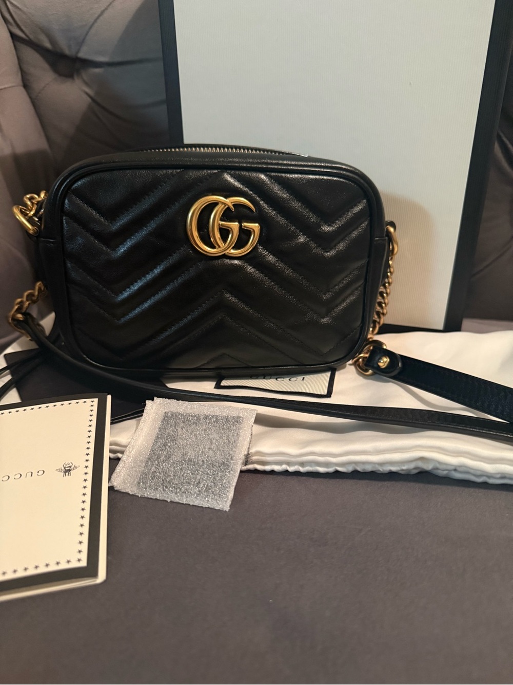 🔥GUCCI Marmont Small Calfskin Leather Shoulder Bag Black with receipt 🔥 - Picture 6 of 17